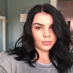 Meet your Posher, Kaycee